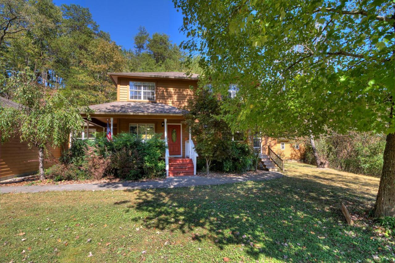 5Bedrooms*4King Beds*Outstanding Location*Hottub* เซอเวียร์วีล ภายนอก รูปภาพ