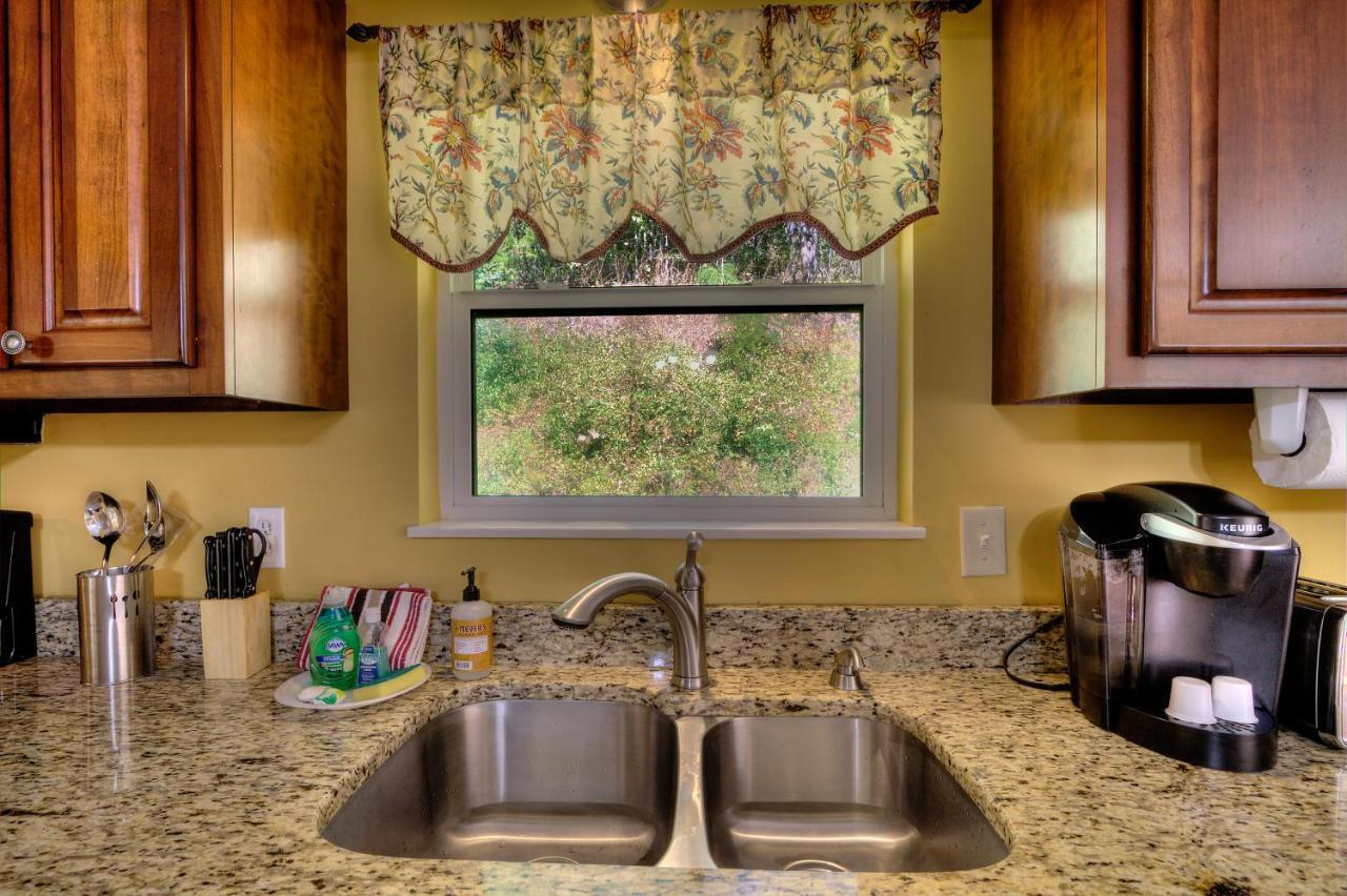 5Bedrooms*4King Beds*Outstanding Location*Hottub* เซอเวียร์วีล ภายนอก รูปภาพ