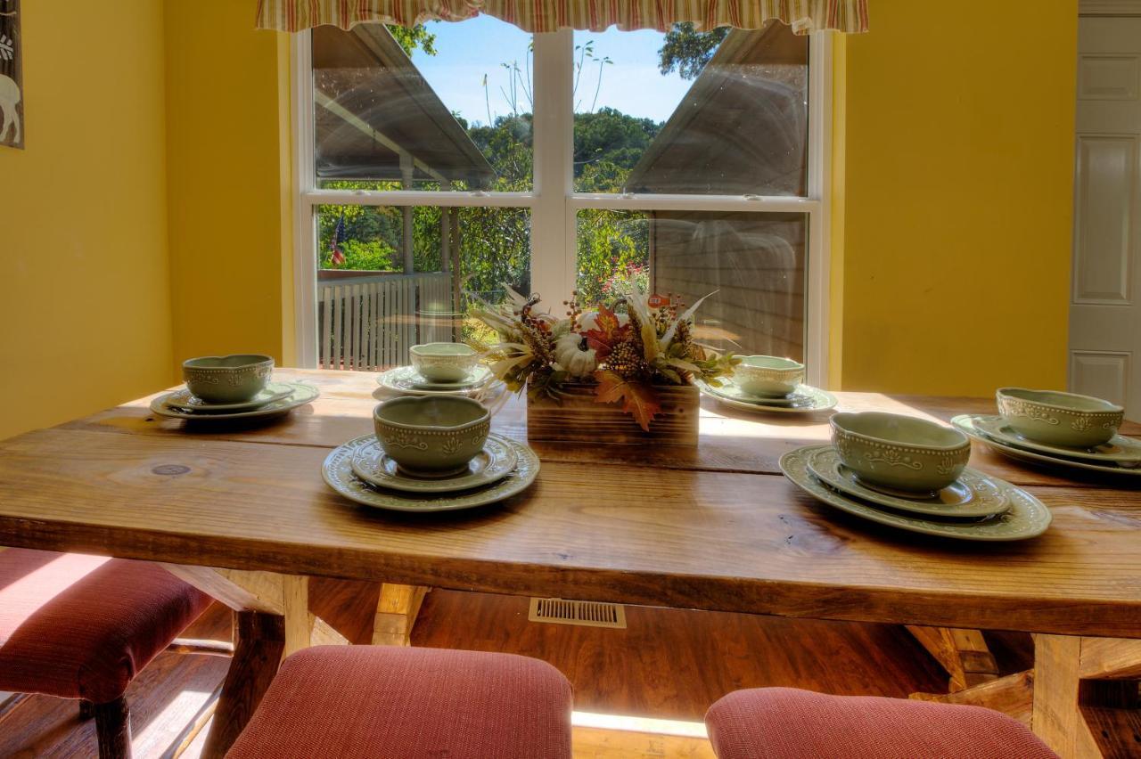 5Bedrooms*4King Beds*Outstanding Location*Hottub* เซอเวียร์วีล ภายนอก รูปภาพ