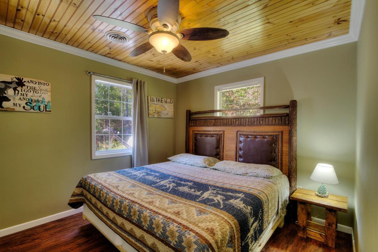 5Bedrooms*4King Beds*Outstanding Location*Hottub* เซอเวียร์วีล ภายนอก รูปภาพ
